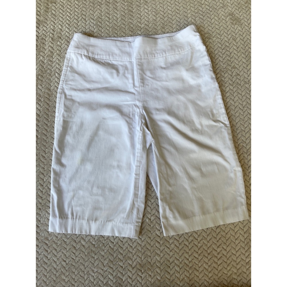 Chicos So Slimming White Bermuda Shorts Size 0.5 Short Pull On Stretch No Pocket